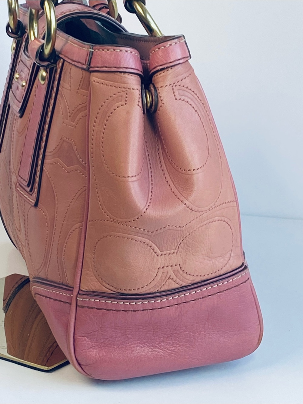 Coach Rare Rose Pink Y2K Embossed Hampton Shoulder Bag - Picture 6 of 13